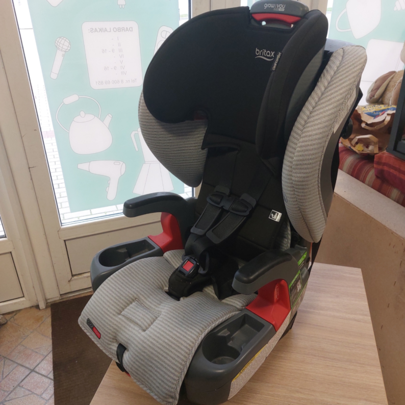 Automobilinė kėdutė