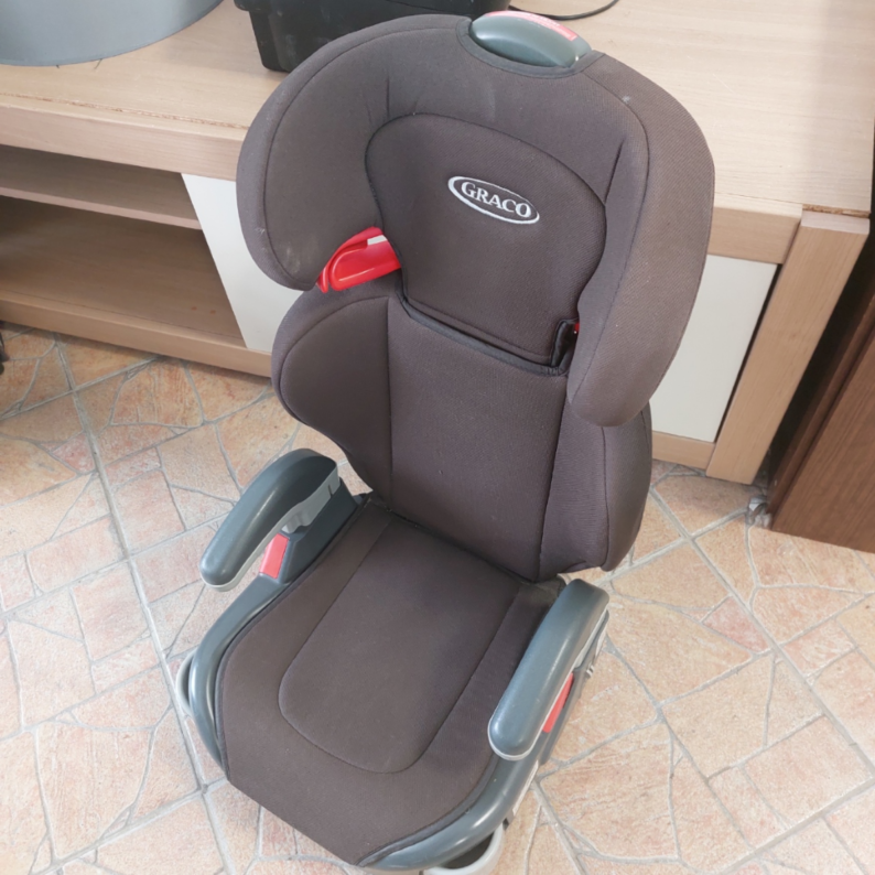 Automobilinė kėdutė