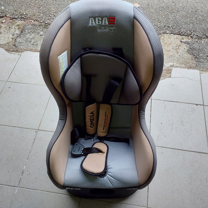 Auto kėdutė