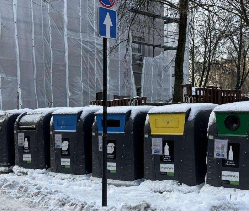 Svarbi informacija Klaipėdos senamiesčio gyventojams ir komunalinių atliekų konteinerių naudotojams!